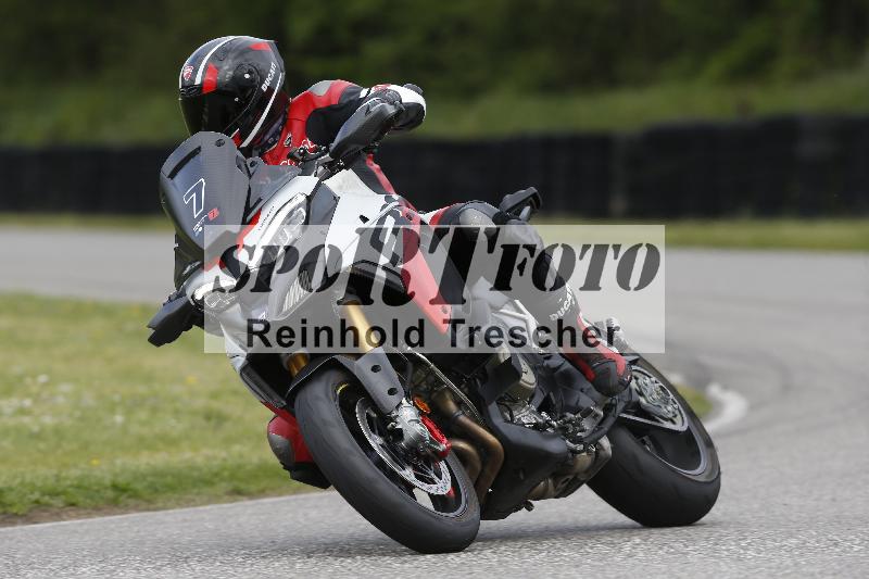 /Archiv-2025/08 20.04.2025 Speer Racing ADR/Gruppe rot/7